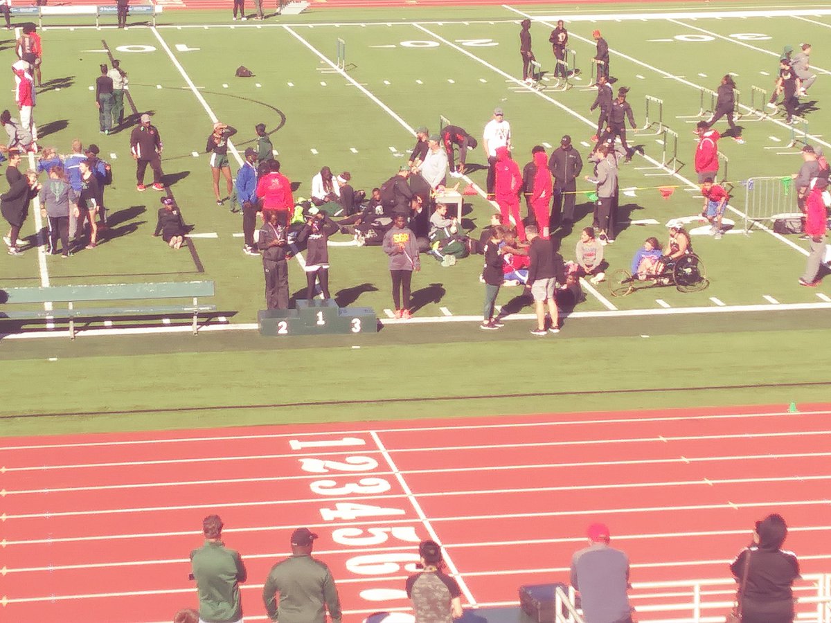 Congrats to Nia McGriff for placing 4th in area for triple jump! She will be representing South Grand Prairie at regionals next week. Go Nia, Go Warriors!