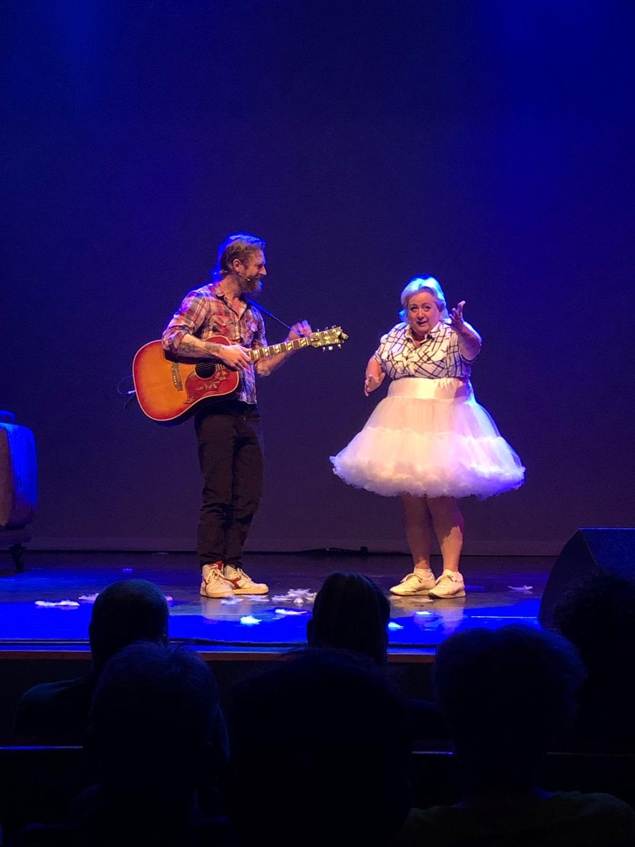 2 dagen seizoens presentatie mogen verzorgen samen Bjorn van der doelen   @HofnarCC  #voorherhalingvatbaar