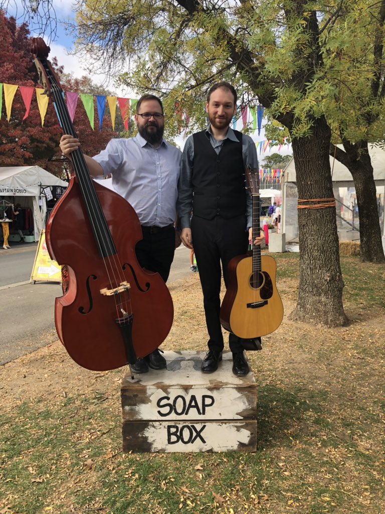 aprilverch's tweet photo. Love love loving Easter in Canberra at @natfolkfest - truly #5daysinaperfectworld #willbemoreperfect #whenlostluggagearrives 😆 https://t.co/Urn3GTYro5