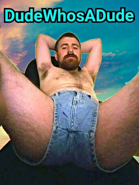 BlackBootyKing2's tweet photo. @dudewhosadude Is So Fuckin Sexy, I Couldn't Resist Making An Edit Of One Of My Favorite Pics Of His. #superfan #Obssed #IWantHim #MenInDaisyDukes https://t.co/Rf4ewJZpdH