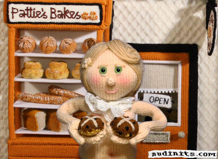 nudinits's tweet photo. Pattie had got her buns out #EasterBankHoliday #GoodFriday #EasterWeekend #Easter https://t.co/SflszJhcfc