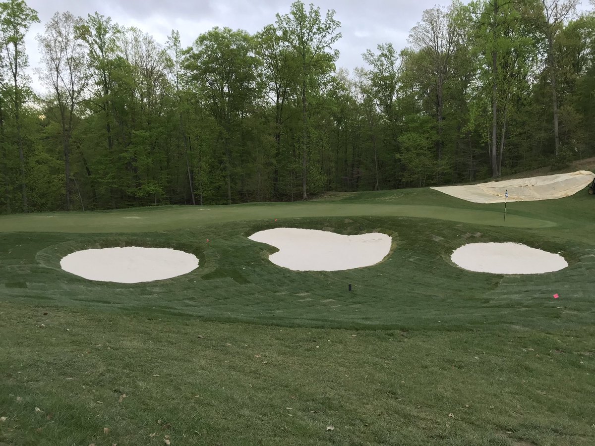 dwalter174's tweet photo. I think we made #15 better. Not too bad for 6 days worth of work. All @CapConGolf is complete just some sod and sand to finish off this renovation. @PotomacShoresGC https://t.co/mgF3WriW0G