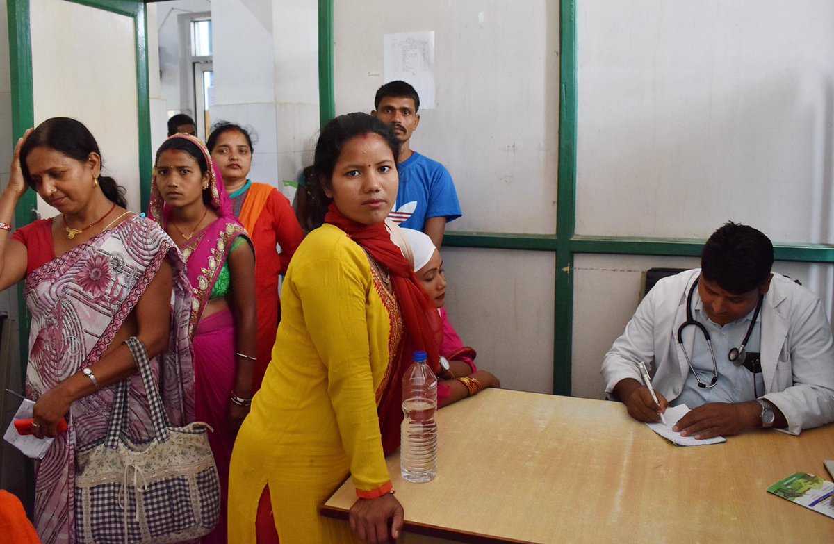 FIGOHQ's tweet photo. Our #Nepal #PPIUD Project with #NESOG is about choice. It affirms + aligns to principles of the #ICPD Programme of Action, which changed the global approach to sustainable development 25 years ago by calling for women's #SRHR to take centre stage. #ICPD25 https://t.co/11xVM5mW2A https://t.co/AOLRs6wInb
