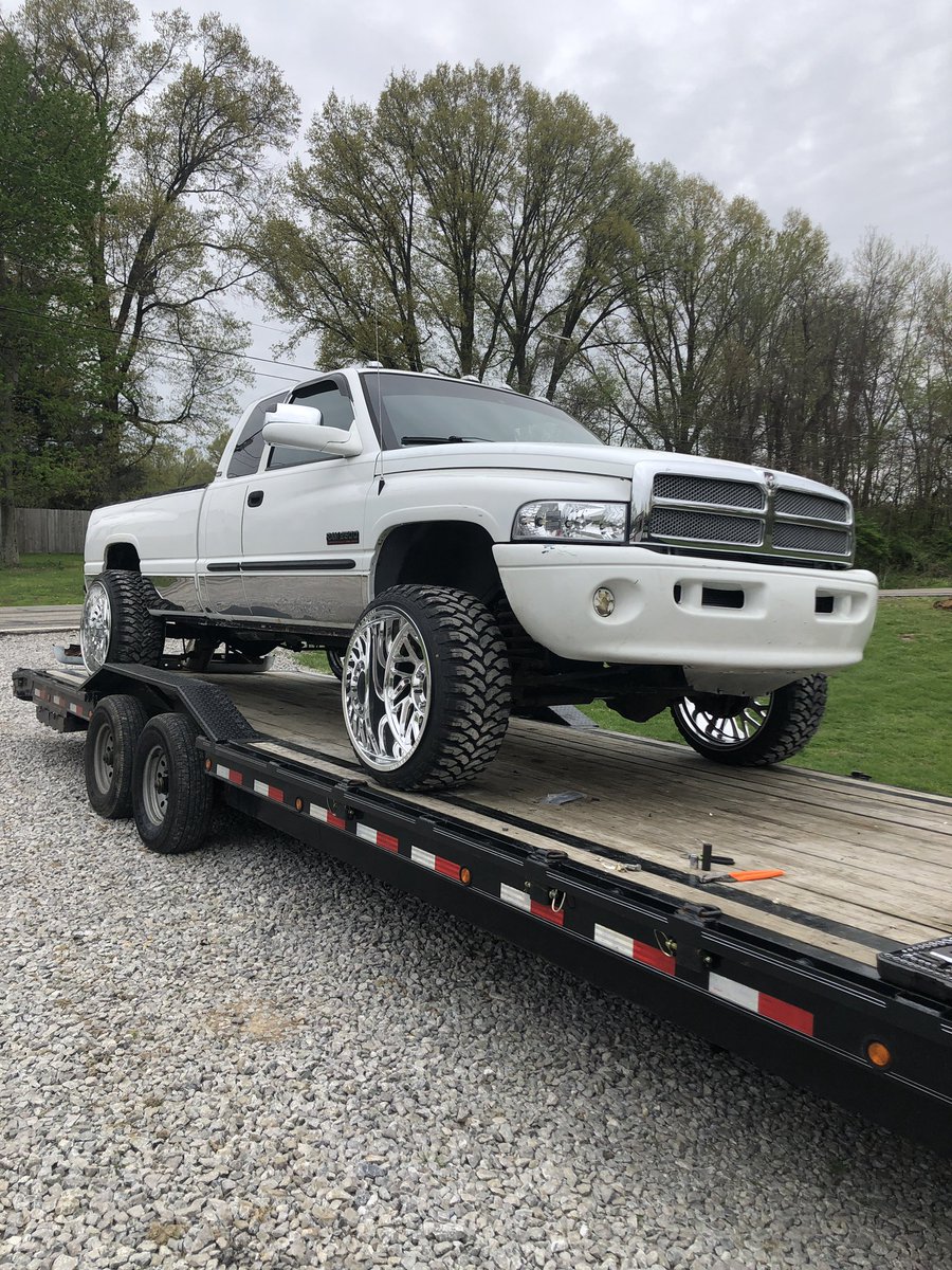 jerrylouiso's tweet photo. Shessss back! For sale or trade! https://t.co/NfYnfjsJtj