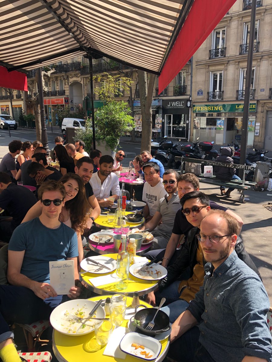 On profite du soleil en terrasse chez Tapptic ☀️