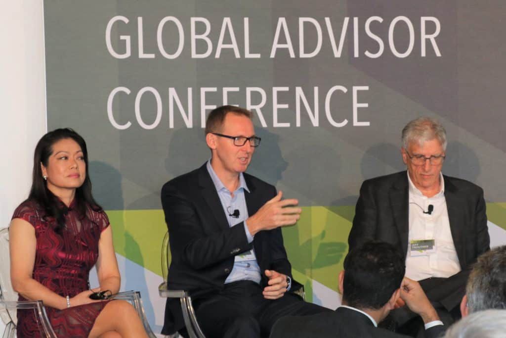 MichaelKitces's tweet image. Good @Rob_Pyne discussion - 15+ years into fixed fee model... key point: fees DO get sticky, &amp;amp; harder to raise fees manually than &apos;natural&apos; AUM raises. (Why I advocate fee-for-service is better for non-AUM clients than to compete WITH the AUM model.) kitc.es/2v413VO