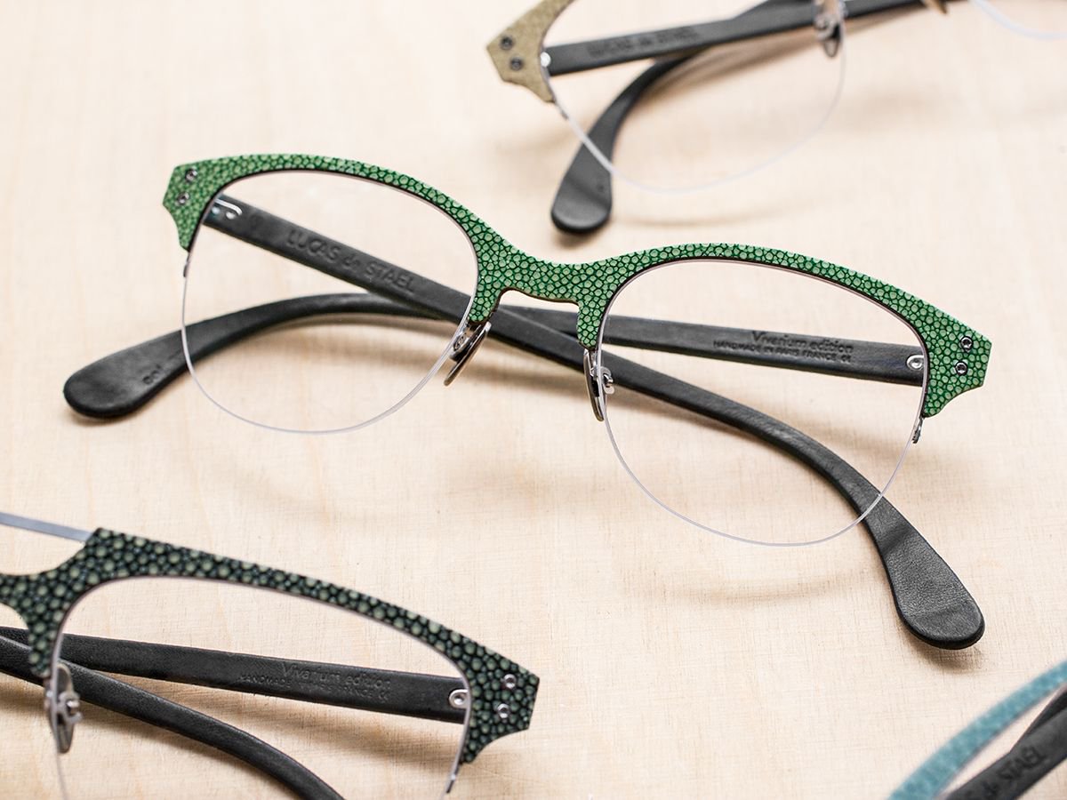 Bright green to celebrate spring 🌱 🌞 😎 #vivariumstingraythin

#lucasdestael #undostrial #eyewear
