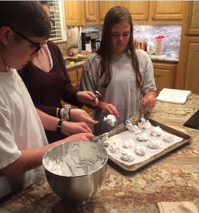 pbiles's tweet photo. Resurrection Cookies https://t.co/wKbGRp0mkb https://t.co/YVsAxCrqS7