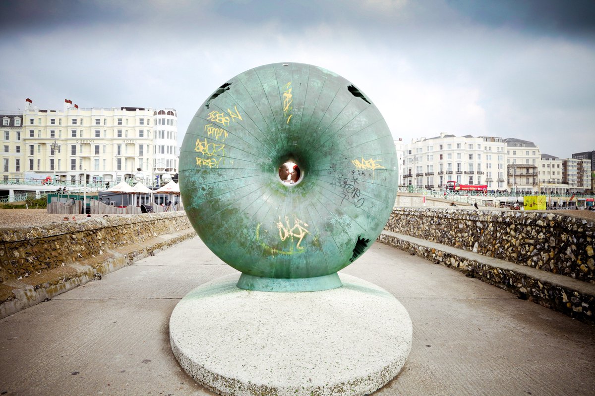 We LOVE Doughnuts 🍩 Brighton 🏖️ &amp; Kisses 💋

#FridayFeeling #kisses #Brighton #doughnuts #sussexlove #GoodFriday <a href="/CoolBrighton/">Cool Brighton</a> 
<a href="/VelvetStorm_/">Velvet Storm Photo</a> 

Velvet Storm Photography  
velvetstorm.co.uk