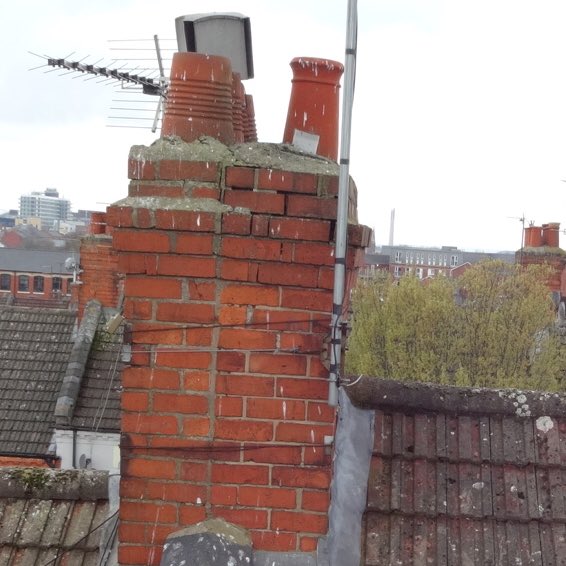 NavasAssociates's tweet photo. Selecting our high level camera #survey #buildings #dilapidations #aerialphotography #gutters #condition #inspection #buildingsurvey fantastic detail and clarity call us on 01530 483008 for any type of high level survey https://t.co/ZRAHtHL7iZ