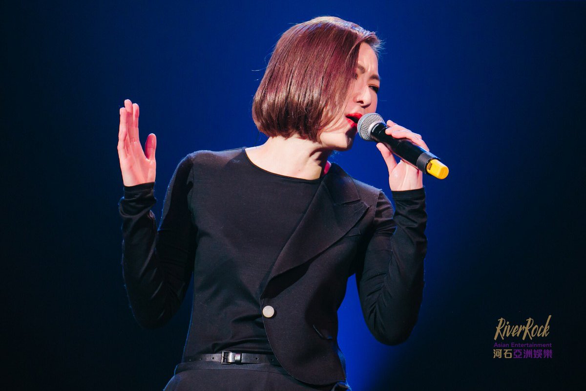 riverrockae's tweet photo. Completely captivated by tonight's event, let's once again thank Kristal, Sharon, Shaun and Hubert for their special performance tonight! Thanks for visiting Vancouver and come back again soon 👯
⁣
Photography by @mayowill 
⁣
#sharonchan #kristaltin #shauntam #hubertwu  #tvb https://t.co/iyupOXBU5V