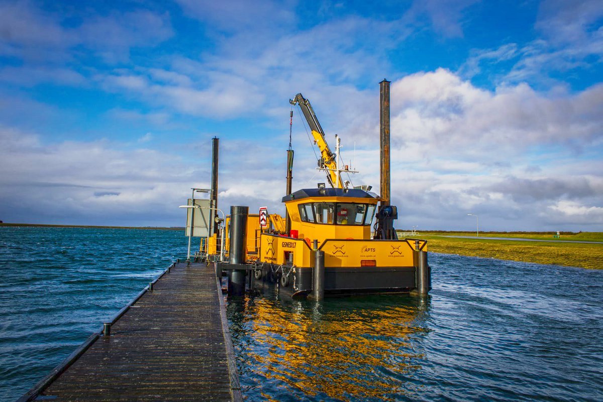 GSNEDbv's tweet photo. Voor project Groot Onderhoud Vaarwegen #GOVa7c heeft @GSNED #boringen en #magnetometer #sonderingen op zowel water als land uitgevoerd voor @Rijkswaterstaat in opdracht van @WitteveenBos met hulp van @AVGbv voor de opsporing van niet gesprongen explosieven
https://t.co/uAF6zzBJBD https://t.co/fk2SPa6a6k