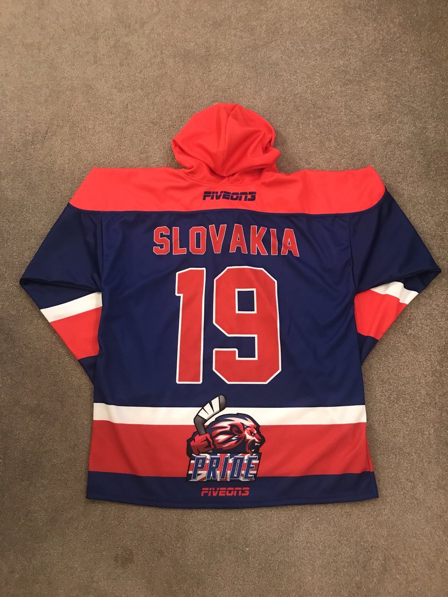 So it’s GB v Italy tonight and we have one of our Lions Pride Hoodseys to give away. Just follow and RT this tweet and it could be you. Winner announced at puck drop this evening.
