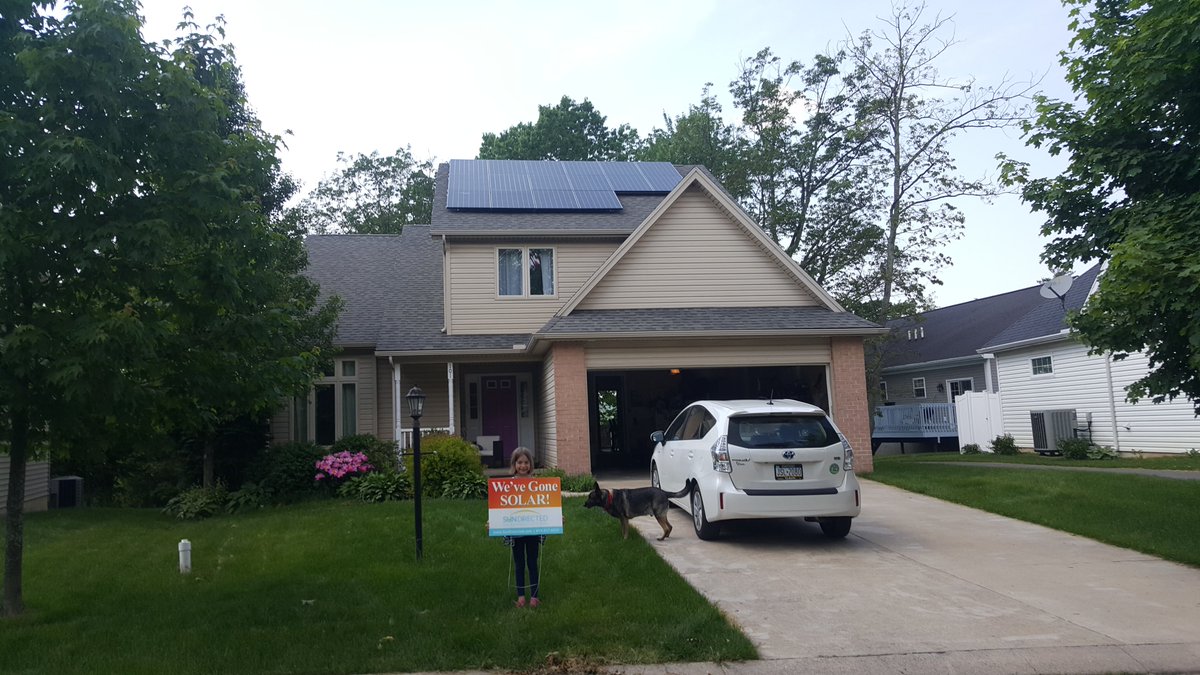 mamabearfrey's tweet photo. Pretty glad we went #solar last year for many reasons. #SolarUtility is preference for solar goods and services.
One reason is that PV increases home values: +5.4% in NYC, +4.4% in San Fran, & +3.6% in LA.
@Zillow reported data on homes sold between March, 2018, and Feb., 2019 https://t.co/f4quNxrkbz