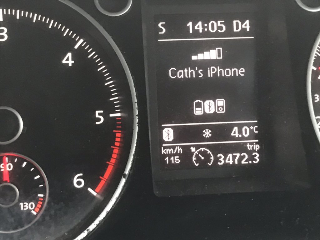envirofields's tweet photo. Feeling the freeze in Albany. Hailstorms in Middleton Beach. Like snow on the roads #snow #Albany #EasterWeekend https://t.co/ZnAxlY96iH