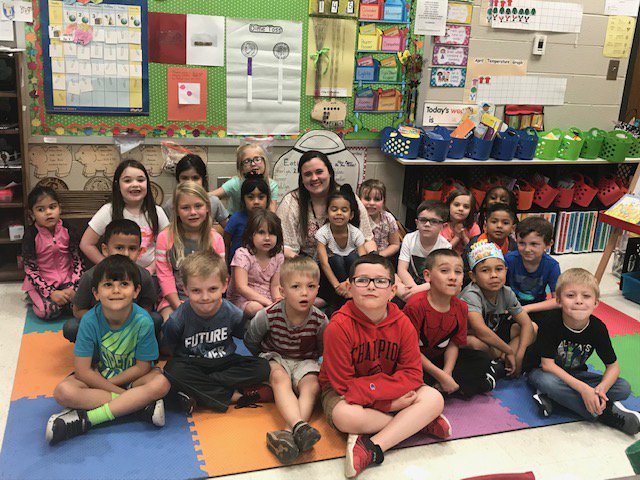 MTA_MrsTipton's tweet photo. Thank you @a_m_chase for letting us be a part of your educational journey! We wish you the best as you enter your Senior Year! "The future belongs to those who believe in the Beauty of their Dreams." ~Eleanor Roosevelt~@UNG_News https://t.co/qJVWVFs0sO