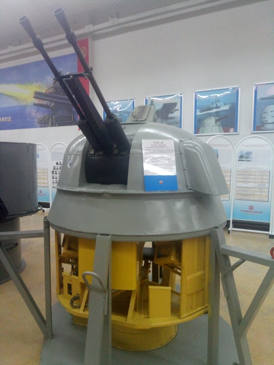 Вся история одного из крупнейших оборонных предприятий России - 《Туламашзавода》в музее предприятия. В рамках акции《Дни в профессии》, проводимого ОНФ, здесь побывали школьники тульского ЦО номер 19.