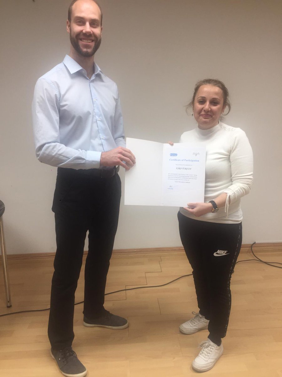 OrhanKa101's tweet photo. Malatya Şehit Orhan Ünsal İlkokulu olarak AB Başkanlığı ve Türkiye Ulusal Ajansı tarafından destklenen "Akran zorbalığından akran dostluğuna uzanan yolculuğumuz"Erasmus projesi kapsamında Barcelona da ki eğitiminde son günümüz. @ulusalajans @MalatyaMem @battalgazimem @tatliali12 https://t.co/5mzrzWa7Le
