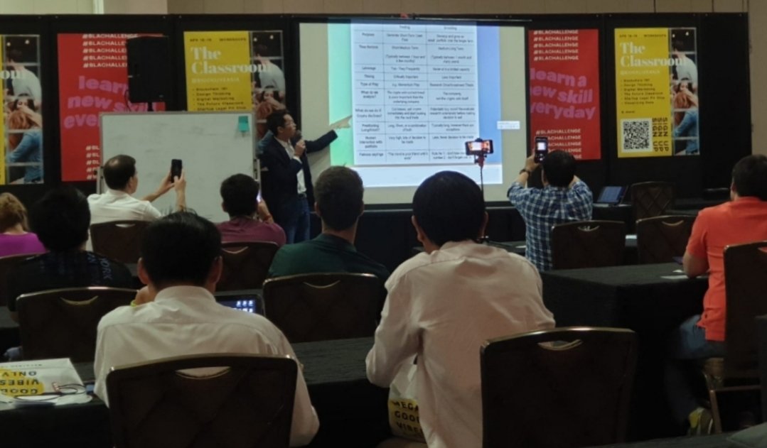 petersinguili's tweet photo. What a Good Friday Afternoon. Sharing my personal #Trading techniques applicable to stocks, forex & #crypto assets with a group of traders. Great to have Full turnout on a public holiday @marinabaysands
Thanks to #BlockLiveAsia team for inviting me to speak!๐
#Bitcoin $BTC https://t.co/mmD0B4q25Y