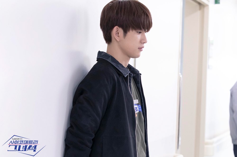 D4ggGJsUwAAEEIC.jpg:orig