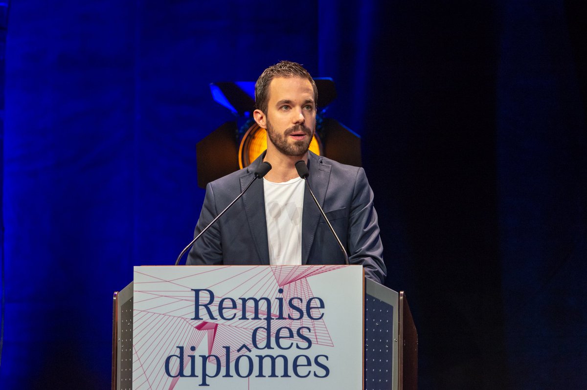 cyrilblondel's tweet photo. Très heureux et surtout très fier d’avoir présenté l’association des anciens étudiants des écoles du groupe ISEFAC : @isefacalumni lors de la remise des diplômes aux Palais des Congrès devant 1500 étudiants et familles. Rejoignez-nous sur https://t.co/QO2KOJZury 😉 https://t.co/u8dImNGh8n