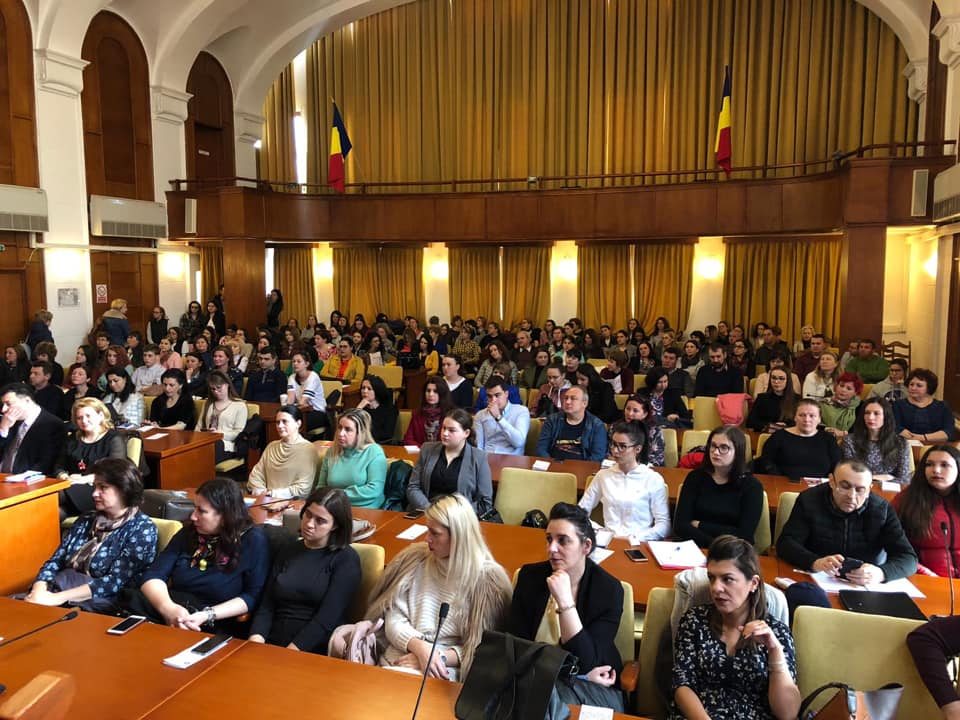 mrpromania's tweet photo. Secretarul de stat Victor Alexeev a prezentat în data de 16 aprilie, Campania IASL la Suceava și Botoșani

Mai multe detalii: https://t.co/nLnCLiMMDR …/campania-iasl-a-ajuns-la-suceava-…/

#IASL2019 https://t.co/TwIbl28G1h