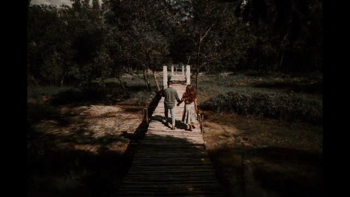 산다는 건
그런게 아니겠니
원하는 대로만
살수는 없지만
알수 없는
내일이 있다는 건
설레는 일이야
두렵기는 해도
산다는 건
다 그런거야
누구도 알수 없는 것...