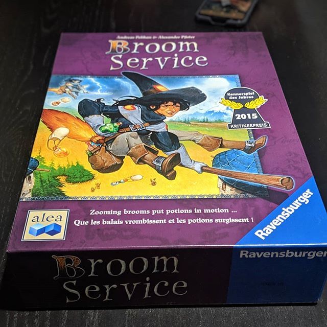 rolltoreview's tweet image. I am a brave witch. I am a brave witch.

#boardgames #boardgamesinstagram bit.ly/2Guh2Ti