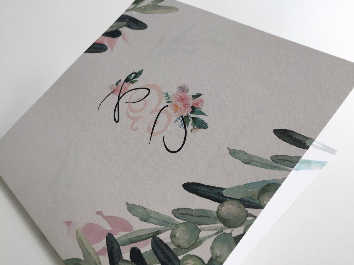 ScriptLaser's tweet image. 📜 Faire-part sur papier Fedrigoni Stucco Old Mill 320g 
📃 Rendu texturé, lisse, naturel  ... 👉 bit.ly/2VTtfpX
#Papier #Fedrigoni #FairePart #CarteInvitation #Print #DigitalPrint