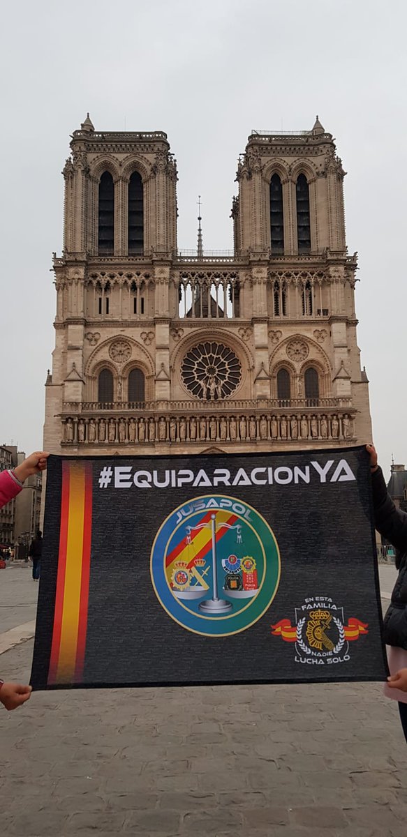 ERIKEO5555's tweet photo. La @Policia y la @guardiacivil son las mejor valoradas por los españoles y las que más trabajan por la seguridad de los ciudadanos, pero son otros de los grandes olvidados del sistema. Treinta años esperando la #EquiparacionYa real y total con las policías autonómicas y locales. https://t.co/oIEYSL0fB3