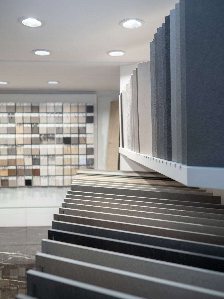 Cottodeste's tweet image. The #Fuorisalone19 has ended but the installation dedicated to the Vanity #collection and the excellence of Cotto d'Este #surfaces can still be visited in the showroom in #Milan. Browse the gallery to find out more: bit.ly/2LbLNxh  

#mdw19 @fuorisalone