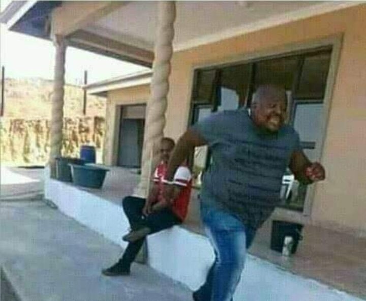 sabelo_henry's tweet photo. Let me go to YouTube to watch
Soul to Keep @ZonkeMusic ft @KwestaDaKAR #SoultoKeep https://t.co/eW4yb473hO