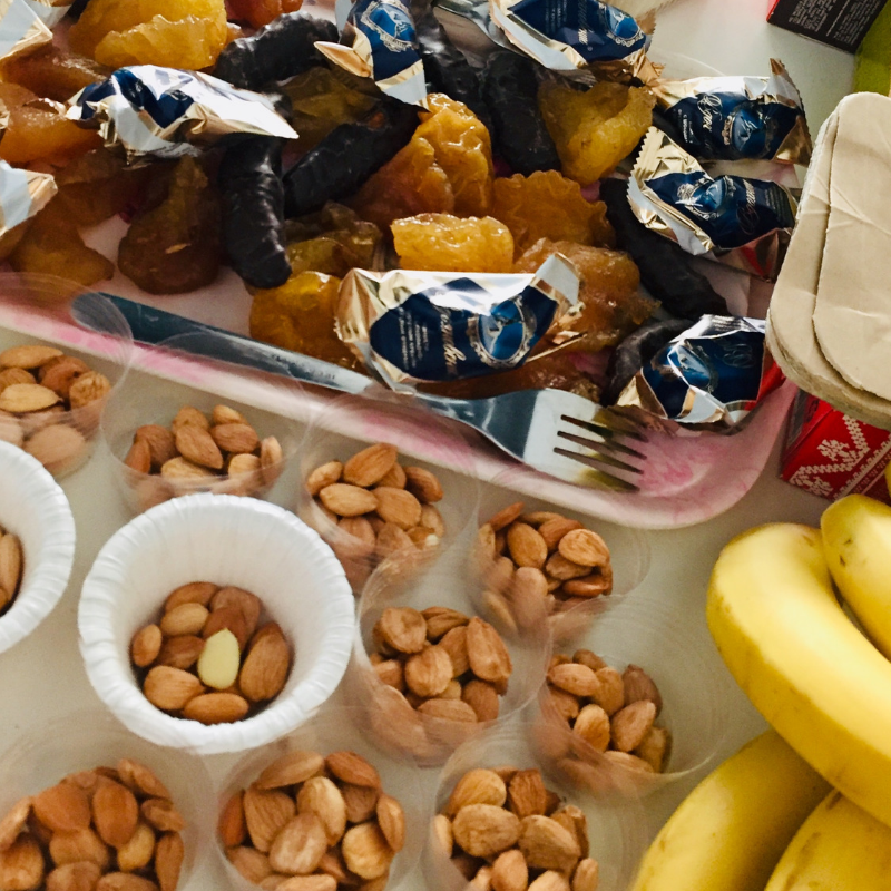 nutnet_ru's tweet image. Мир IT непостоянный: тренды все время меняются. Мы стараемся соответствовать требованиям, но иногда так не хватает стабильности… И тогда мы вспоминаем, что сегодня пятница. Это значит, что на кухне нас будут ждать еженедельные вкусняшки! 

#nutnet #натнэт #пятница