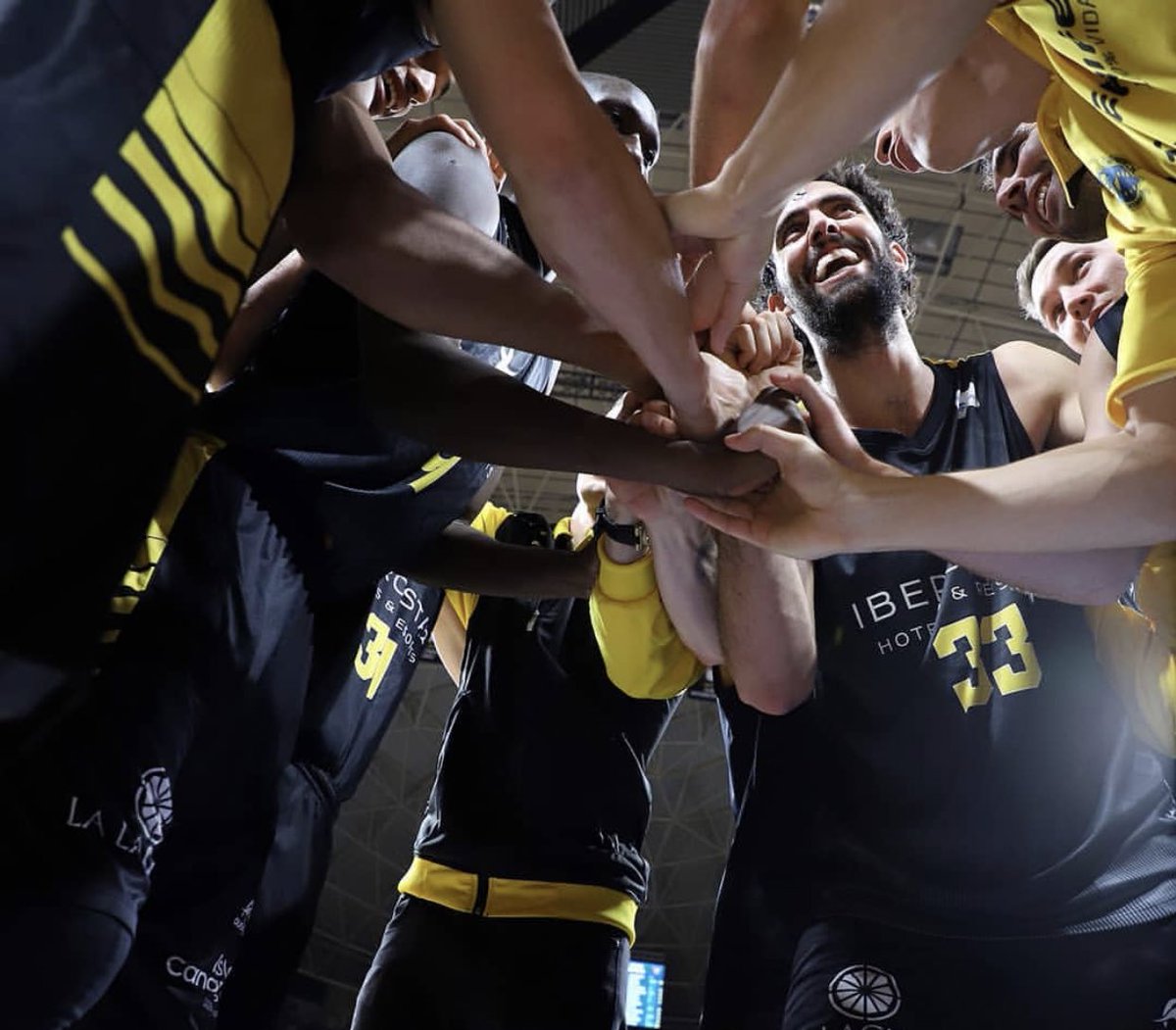 mdaswani's tweet photo. El próximo miércoles hay baloncesto, juega el @CB1939Canarias y viene un histórico como el Joventut 🔥🏀

¿Quieres ir? ¡Haz RT! 🎟 https://t.co/g19sTWDfjf