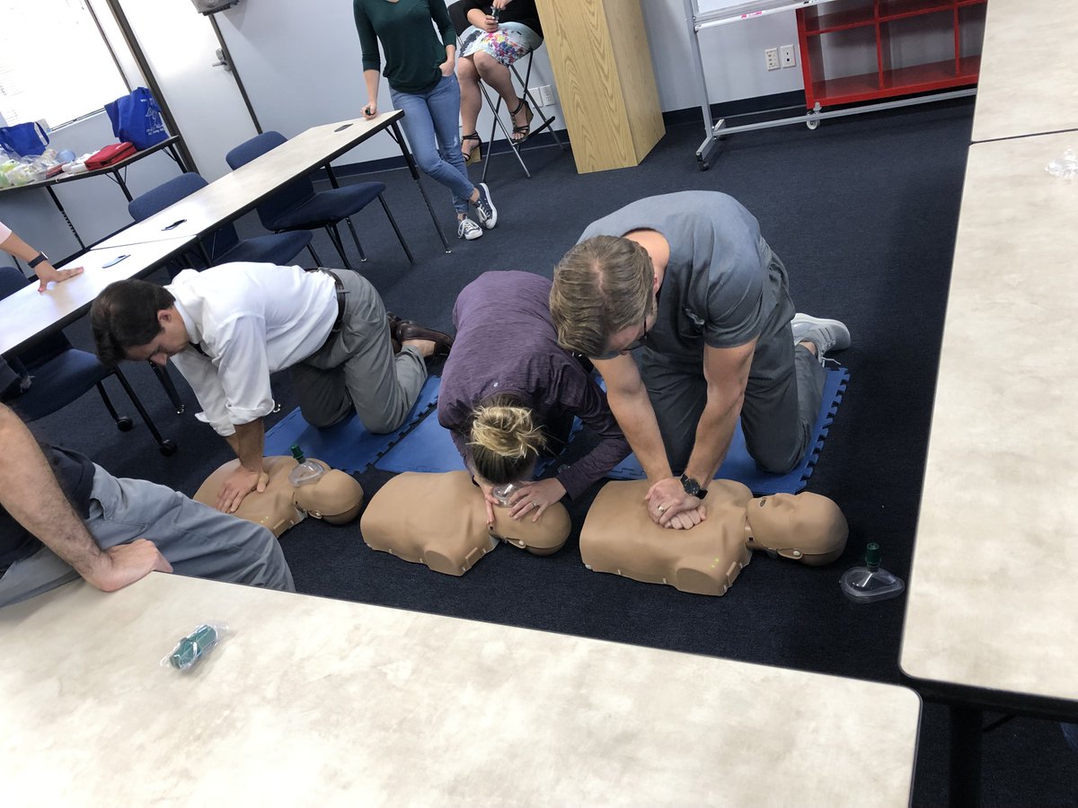 Our Surgical Assistants and Surgeons had ACLS and BLS training on Wednesday. Patient safety is our utmost priority here at The Oral Surgery & Dental Implant Specialists of San Diego. 
#BLS #ACLS #OMSA #BestStaff #SurgicalStaff