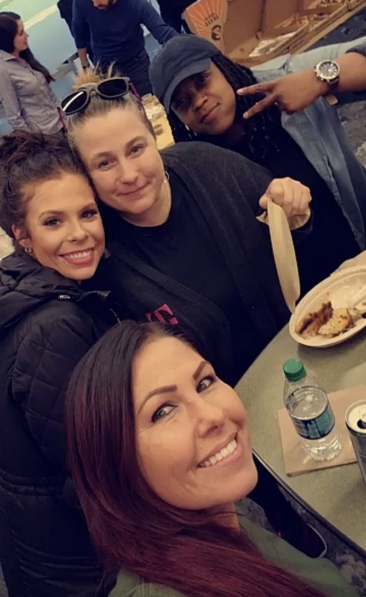 courtney_clarkk's tweet image. Love my @TOPsFrontline squad! #TMobile #TOPs #WeParty #ProductandTechnology #AllHands