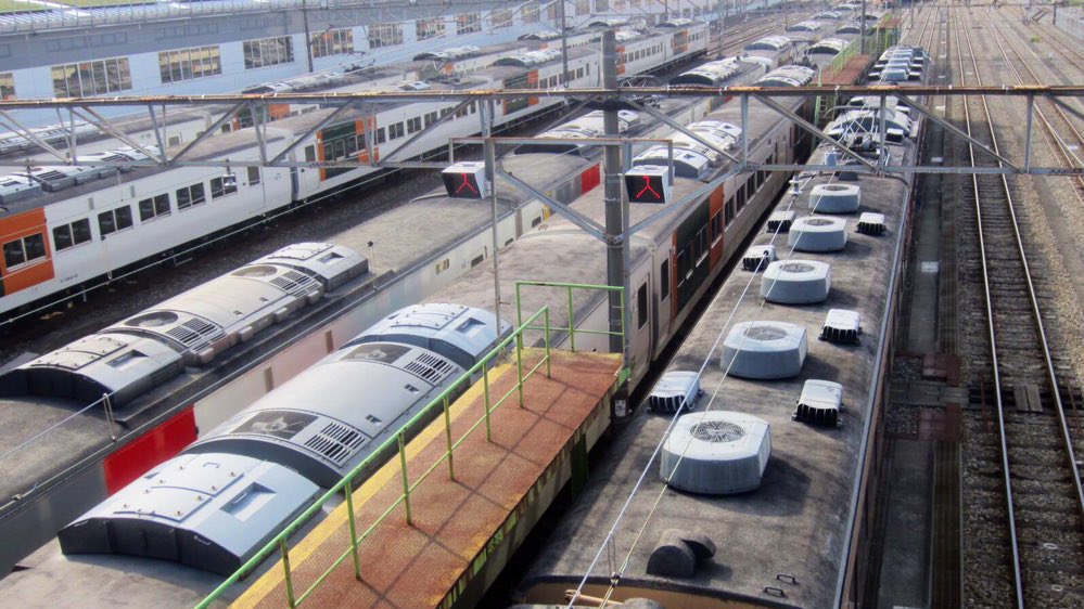 Best Rail בטוויטר 一昔前の東大宮車両センター カラフルな185系が揃う東大宮操車場駅 ちょっとだけ懐かしい写真です Jr東日本 185系 大宮総合車両センター 東大宮車両センター 東大宮操車場 さいたま市