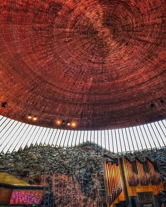fabigfranco's tweet photo. Cobre &amp; pedra @tombwoi #visithelsinki #helsinki #myhelsinki #rockchurch #finland_photolovers #finland #church @visit_helsinki @myhelsinki #instagram #tomdenbesteniverden https://t.co/YCx4sTyyTf https://t.co/6Ed0OiFATr