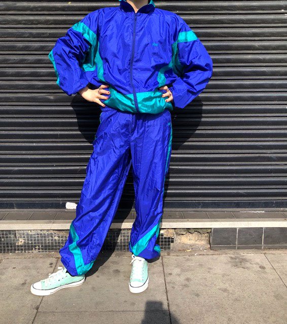Blue17vintage's tweet photo. Check out our post on shell suit 90s trends for our guide to the wonderful world of the shell suit.
https://t.co/cM46WGf6V1
#shellsuits,#whenwereshellsuitsinfashion,#90sshelljacket,
#shellsuitjacket,#vintageshellsuitjacket,#buyshellsuit,#cheapshellsuits,#shellsuittop,#vi https://t.co/fee8oUa2ow