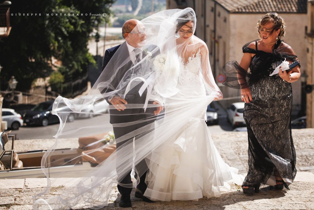 MONTALBANO FOTOGRAFI studiofotografico
Magic Moment...
#love #weddingphotographer #instawed #weddingsicily #weddingitaly #bride #weddingdress #weddingday #germarriedsicily #weddingjapan #wedding #ispwp #color