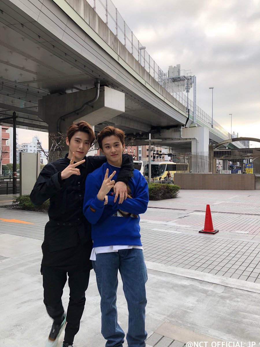 xyhbmnne's tweet photo. แด๊ด เดี๋ยวไอถ่ายให้ละเดี๋ยวแด๊ดถ่ายให้มัมกับไอนะ https://t.co/5dH6A6I9Ww