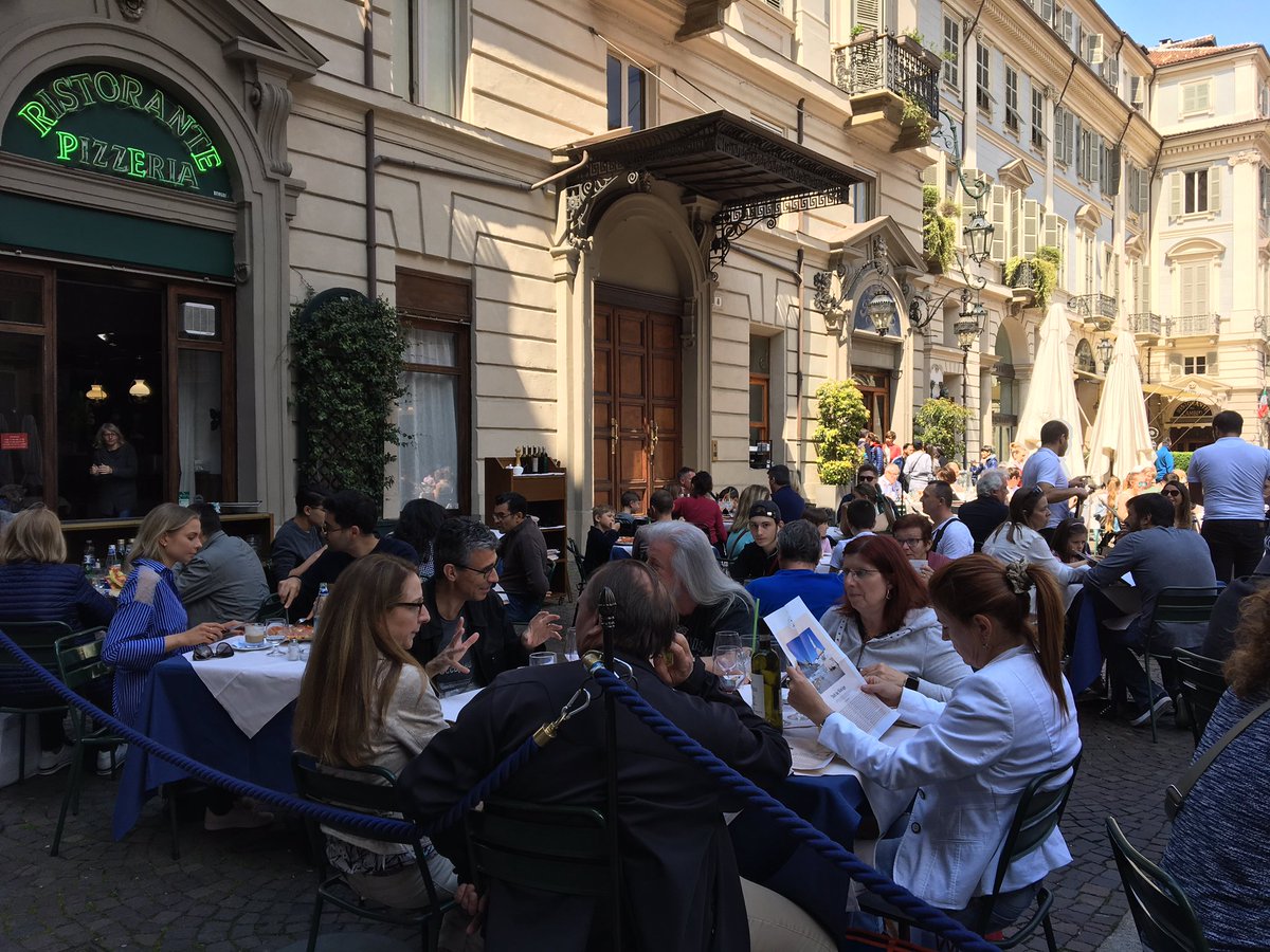 Ma quanti #turisti ci sono ne #lamiatorino? Tantissimi!!! 😎<a href="/turismotorino/">Turismo Torino</a> @chieleon <a href="/RubenAbba/">Ruben</a> <a href="/c_appendino/">Chiara Appendino</a> #torino #pasqua #pasquetta #turismo