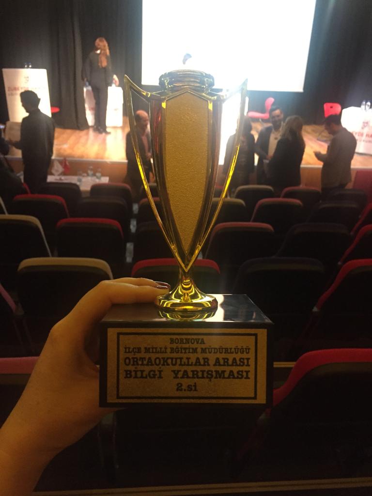 Bornova Doğa Koleji Ilçe Genelindeki Tüm Özel Okulları Geride Birakarak Ortaokullar Arası Bilgi Yarışması 2.si🏆Olmuştur. Emeği geçen tüm Öğrenci ve Öğretmenlerimizi tebrik ederiz.
<a href="/melih83official/">Melih T.</a> <a href="/KvancBarlas/">Kıvanç Barlas 🇹🇷</a>