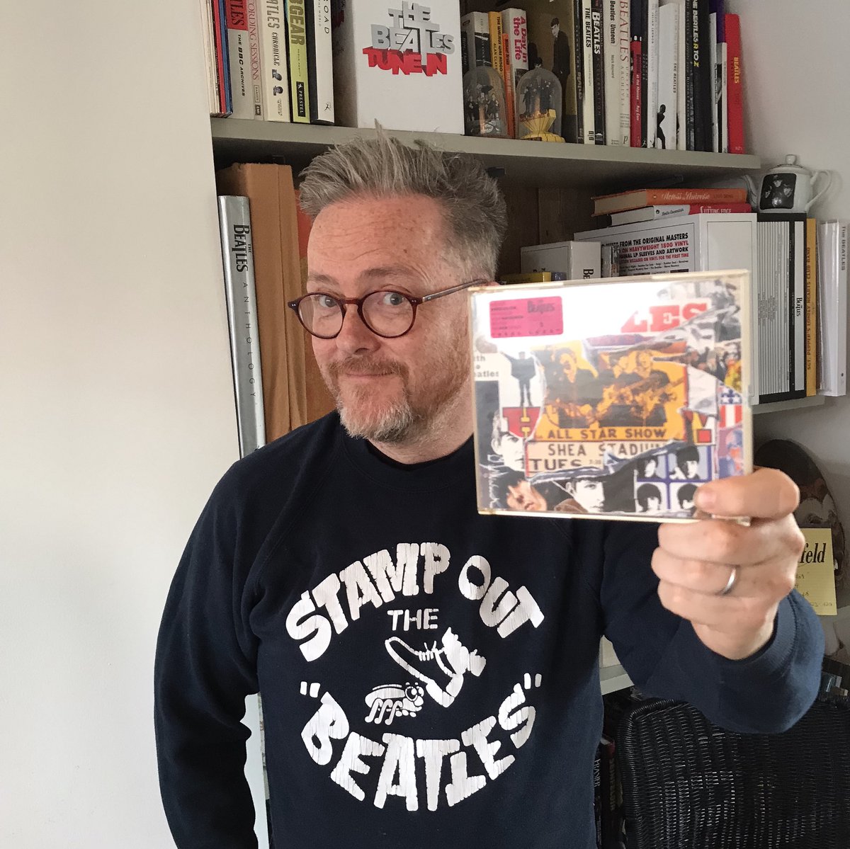 Eggpod Crack Open Your Easter Eggpod Part 1 Of 2 Geoff Lloyd Explores The Beatles Anthology 2 T Co 0ev0xkrjrr Eggpod Crack Open Your Easter Eggpod Part 1 Of 2 Geoff Lloyd Explores The Beatles Anthology 2 T Co 0ev0xkrjrr