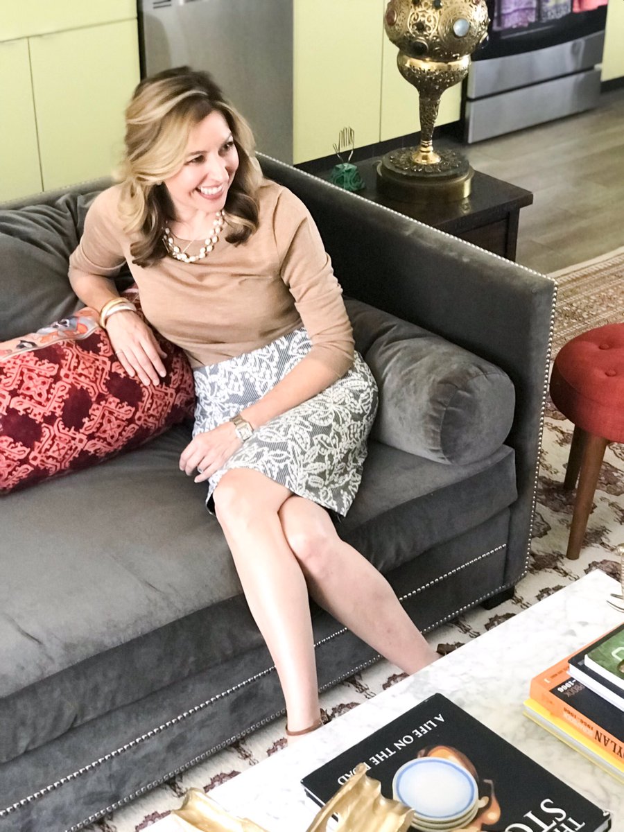 SevierSkirts's tweet photo. Laughing at the old me who bought skirts from the department store. When you go custom, there's no going back! When you feel how perfectly a custom skirt fits, you will never want to spend hours in dressing rooms just to leave disappointed.

#workstyle #nashville #sevierskirts https://t.co/dl7hJk5krA