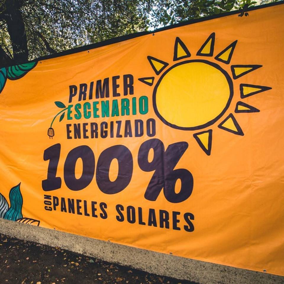 ENGIEChile's tweet photo. #BuenViernes Nunca es tarde para recordar nuestro paso por el @lollapaloozacl en #AldeaVerdeStagebyENGIE buena energía para el fin de semana🍃⚡ https://t.co/tBgXF759mc