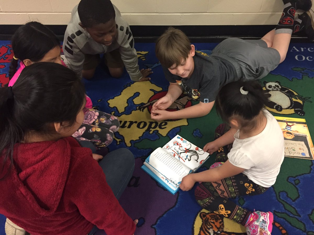 Fun morning with book buddies!  I ♥️ all of our sweet kiddos!