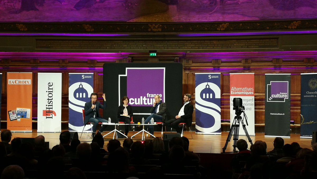 Questionsdusoir's tweet photo. [EN DIRECT]  
« A qui profite l’Europe ? »
Suivez notre débat enregistré lors du Forum @franceculture sur l’Europe avec @CfdtBerger (@cfdt) et les économistes Dany Lang (@atterres) et @agnesbq1 (@Cercle_eco).
#FCforum https://t.co/tmu6BYLDoP