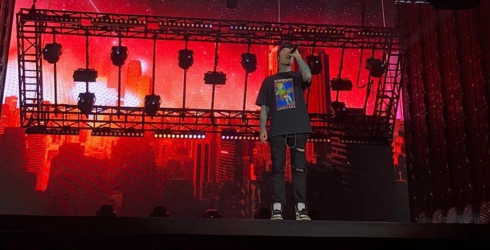 limonaye's tweet photo. 📍Vigevano #ParanoiaAirlinesTour https://t.co/hli4CtAoiV