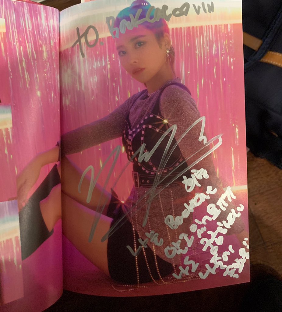 There are so many beautiful reasons to be happy tonight 😭😍
Thank you remember us !!! 😘😘😘
<a href="/dia_official/">다이아 DIA</a> 
---
Thank you so much my dear friend !!! 🤗🤗🤗 I'm very grateful about this .

#Baekcat #VN